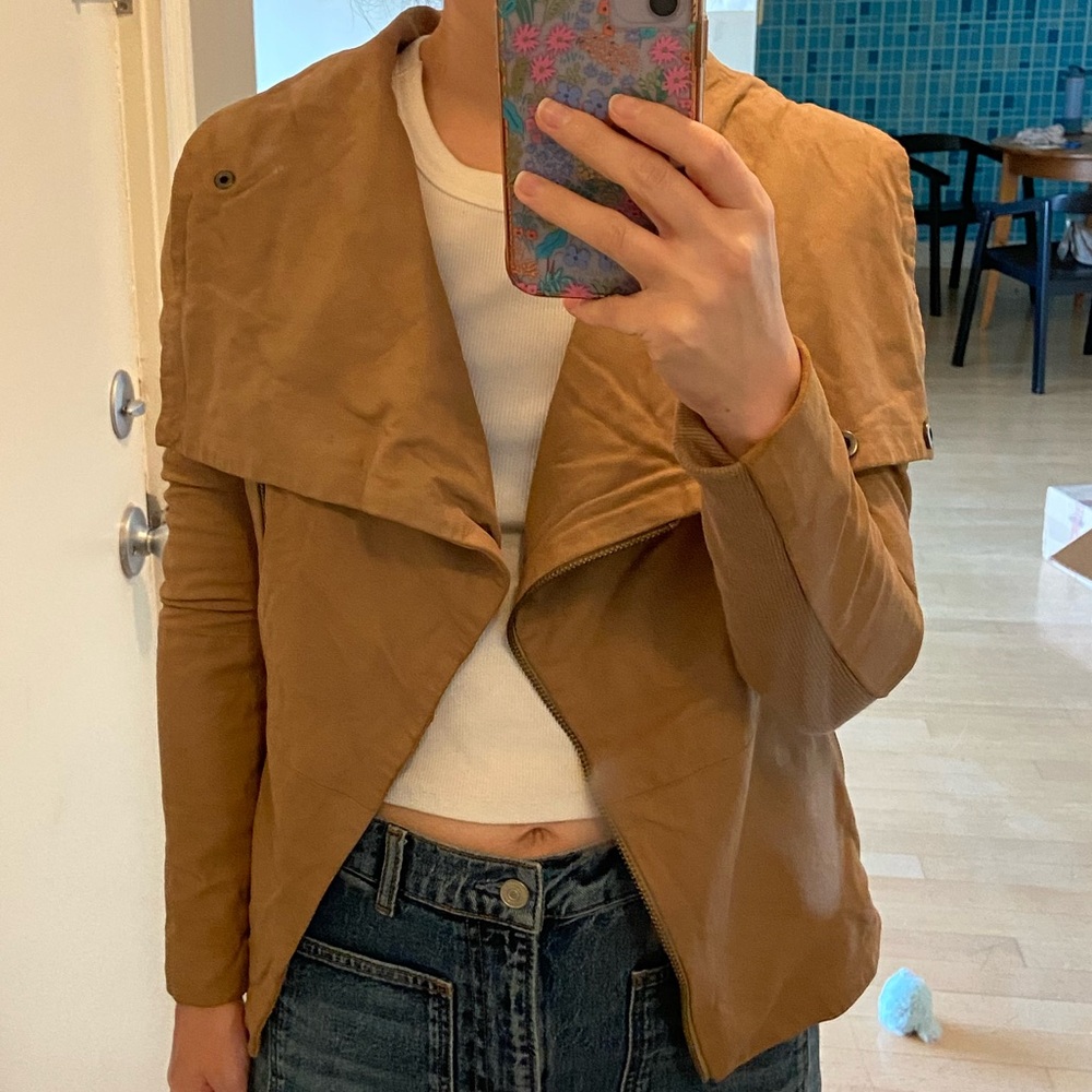 Cute Beige Leather Jacket! - image 1